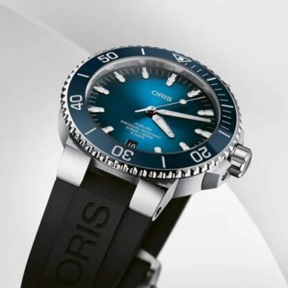 Oris Aquis Date Bleu Caoutchouc