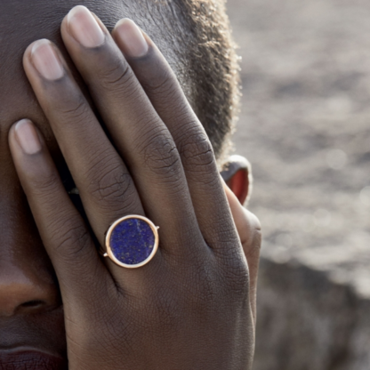 Ginette NY Bague Disc Lapis Lazuli – Image 4